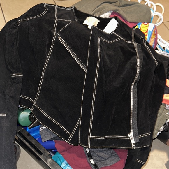 Jacket - Picture 2 of 4